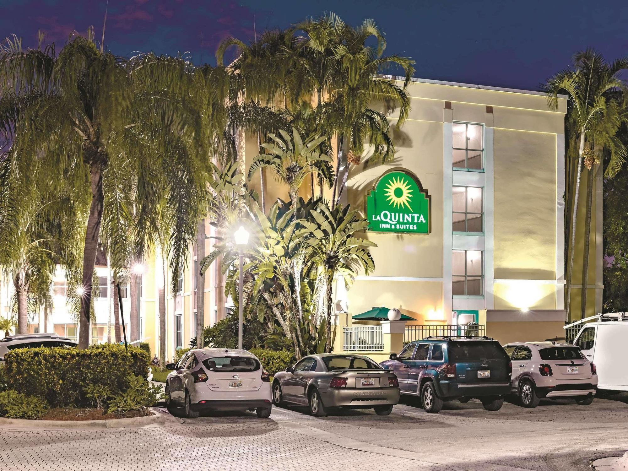 Hotel La Quinta By Wyndham Plantation At Sw 6Th St Zewnętrze zdjęcie