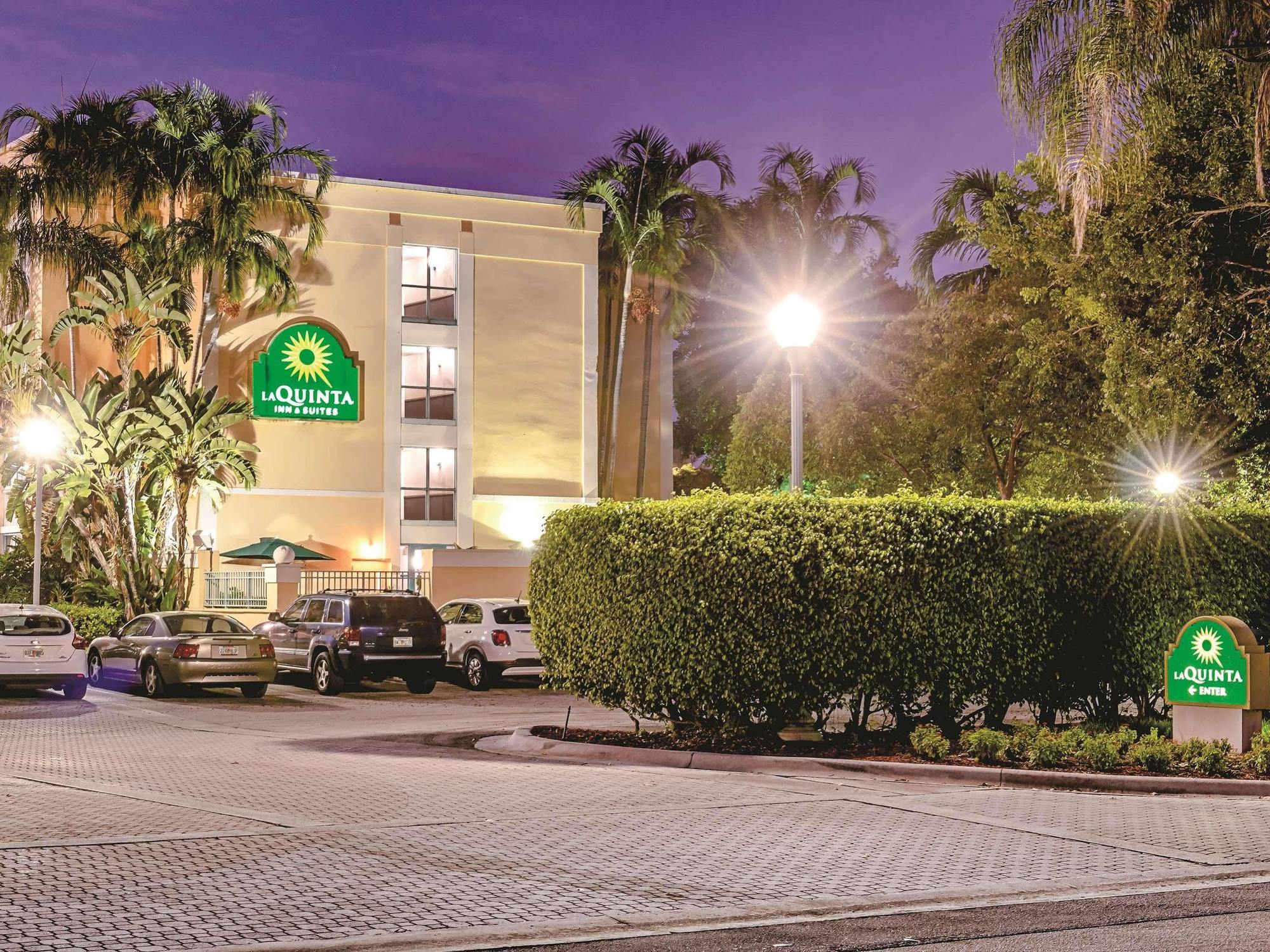 Hotel La Quinta By Wyndham Plantation At Sw 6Th St Zewnętrze zdjęcie